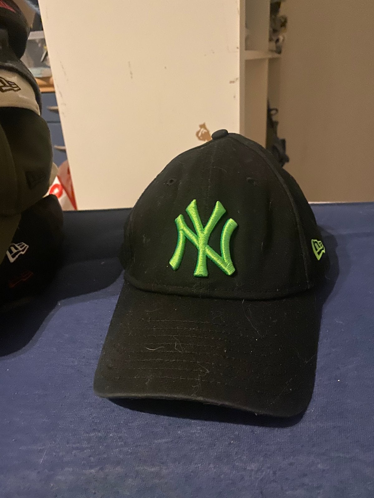 new york pet, Ophalen of Verzenden, Zo goed als nieuw