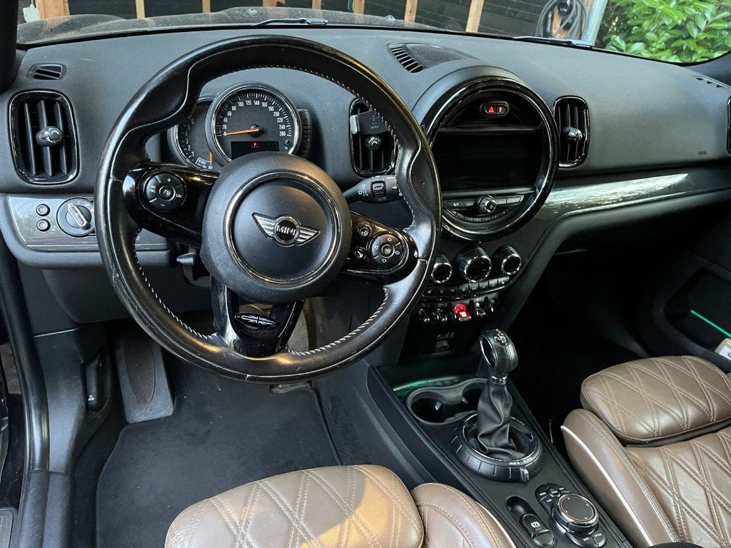Foto 12 van Mini Countryman 1.5 100KW Cooper AUT 2017 Zwart