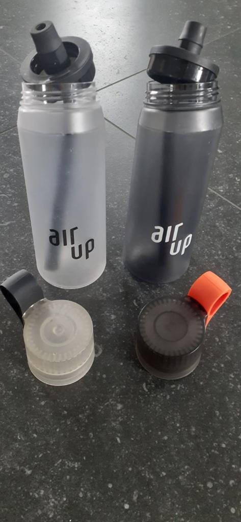 Air Up drinkflessen met pods - Zwart en Transparant, Sport en Fitness, Ophalen, Zo goed als nieuw