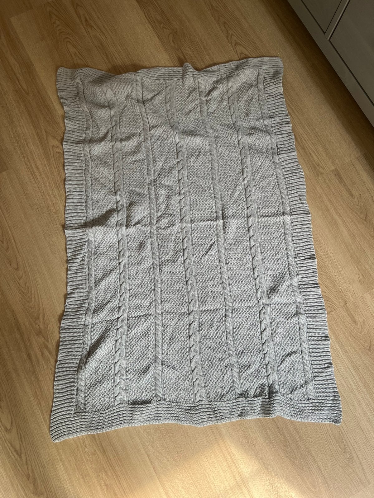 Katoenen gebreide wiegdeken blauwgrijs, Overige merken, Jongetje of Meisje, Ophalen of Verzenden, Grijs