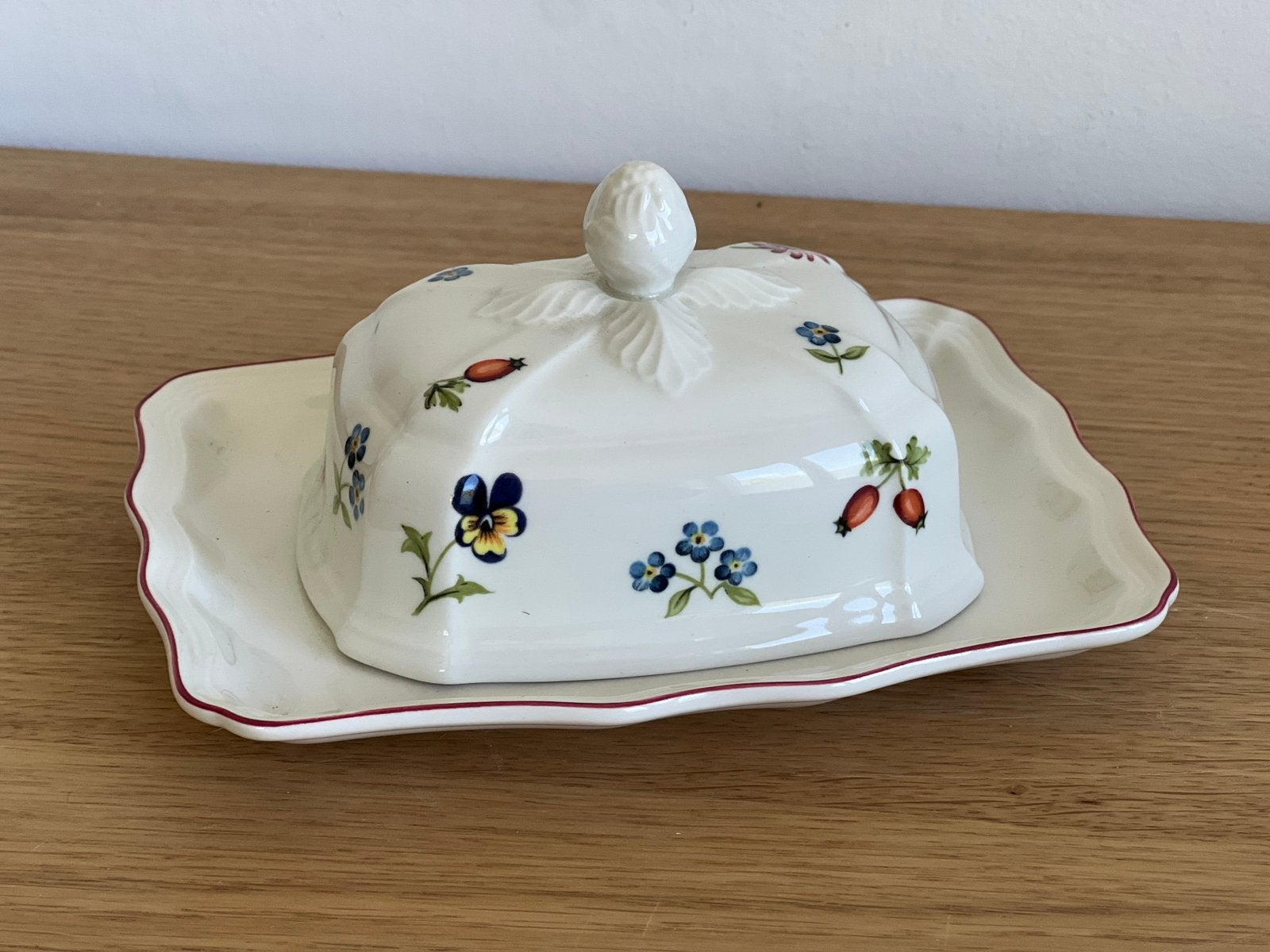 Villeroy & Boch - Petite Fleur - Zeldzame mini botervloot, Overige typen, Ophalen of Verzenden, Zo goed als nieuw, Overige stijlen