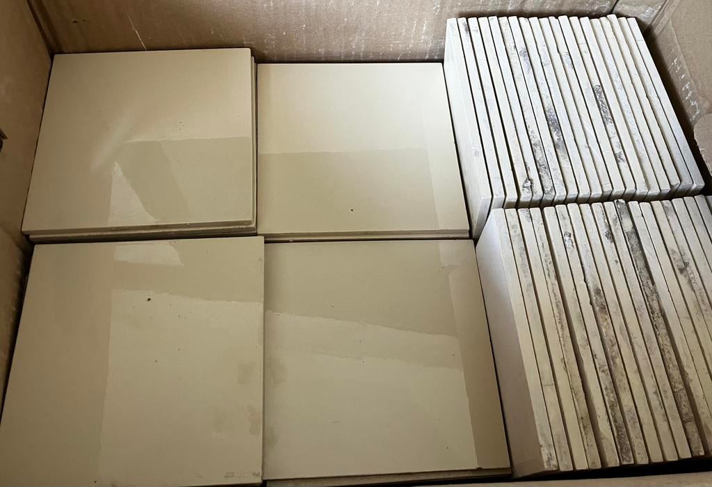 Originele jaren ‘20-‘30 wandtegels, roomwit, 99 stuks, Ophalen, Gebruikt, Minder dan 20 cm, Minder dan 20 cm