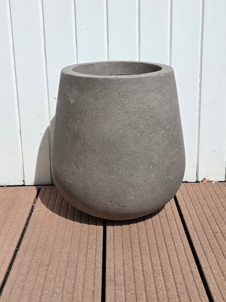 Robuuste grijze betonnen bloempot (30cm)-Eventueel set van 2, Rond, Zo goed als nieuw, Minder dan 40 cm, Beton