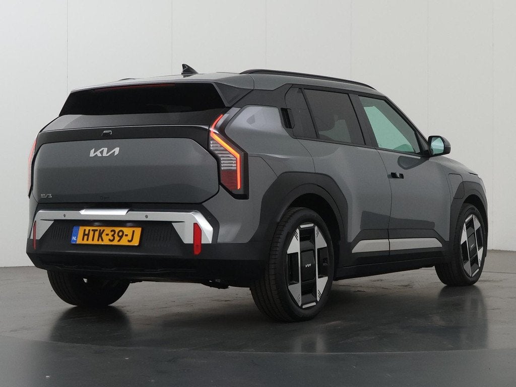 Kia EV3 Plus Advanced 81.4 kWh | Panoramadak | Harman / Kard, Origineel Nederlands, Grijs, 204 pk, 1000 kg