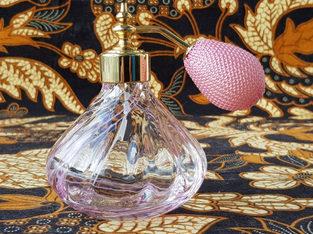 Mooie oude parfum verstuiver uit Schotland van Caithness.