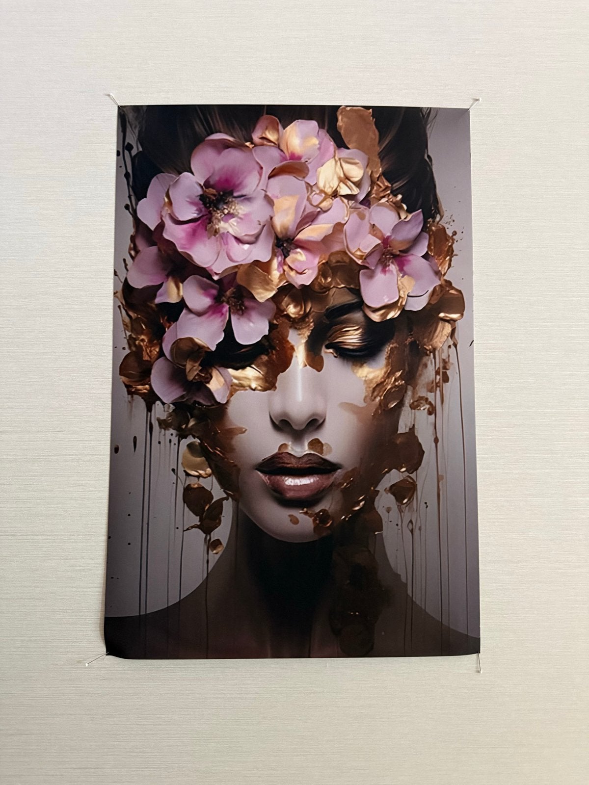 Canvas lijst 40x60 cm - Vrouw met bloemen en goud, Antiek en Kunst, Ophalen of Verzenden, Textiel, Op houten frame, Portret