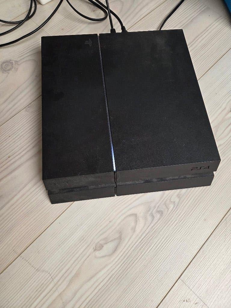 Sony PlayStation 4 (PS4) met 2 controllers