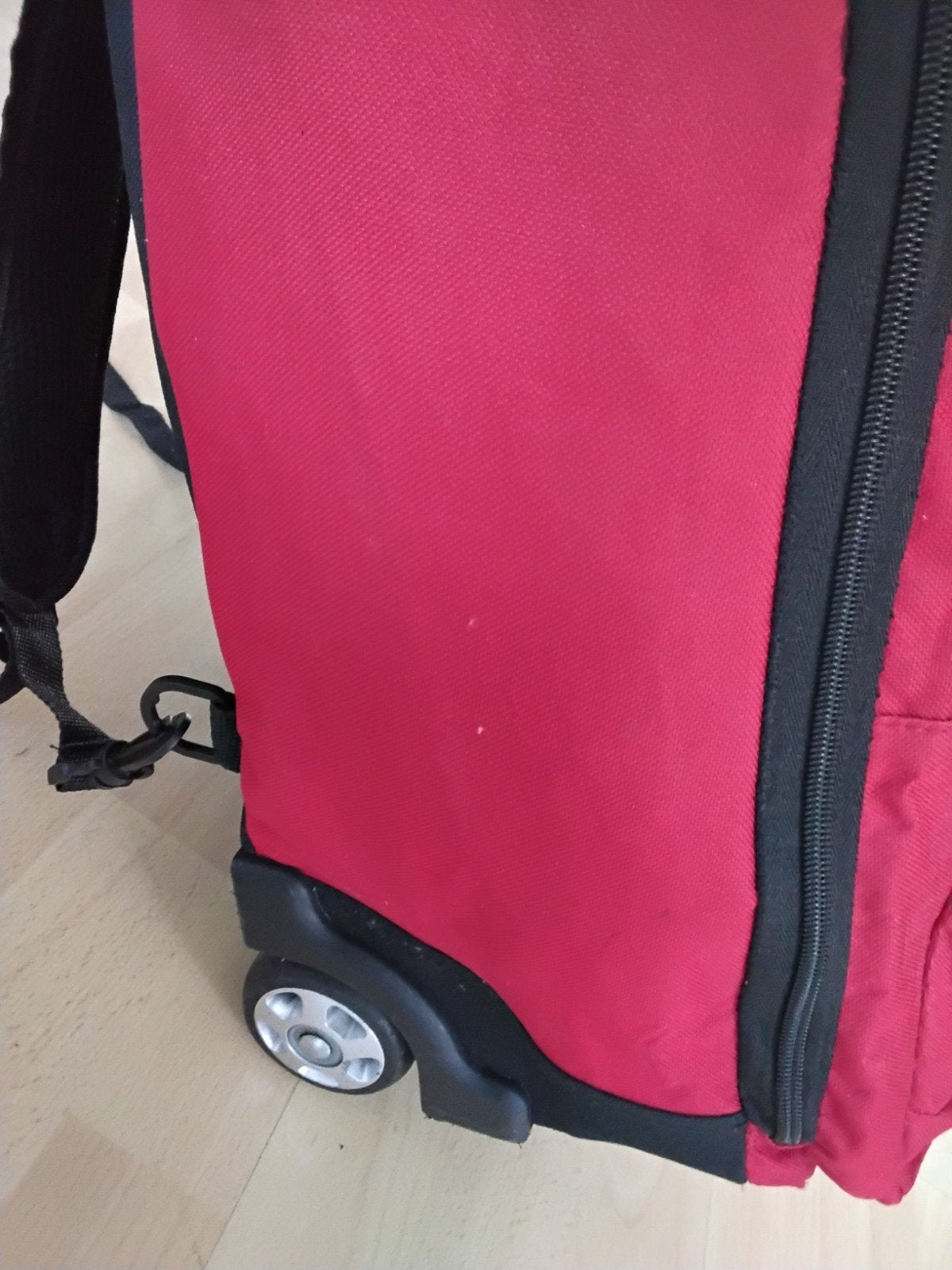 Weekend / rug trolley, Ophalen, 40 tot 60 cm, Zo goed als nieuw, Rood