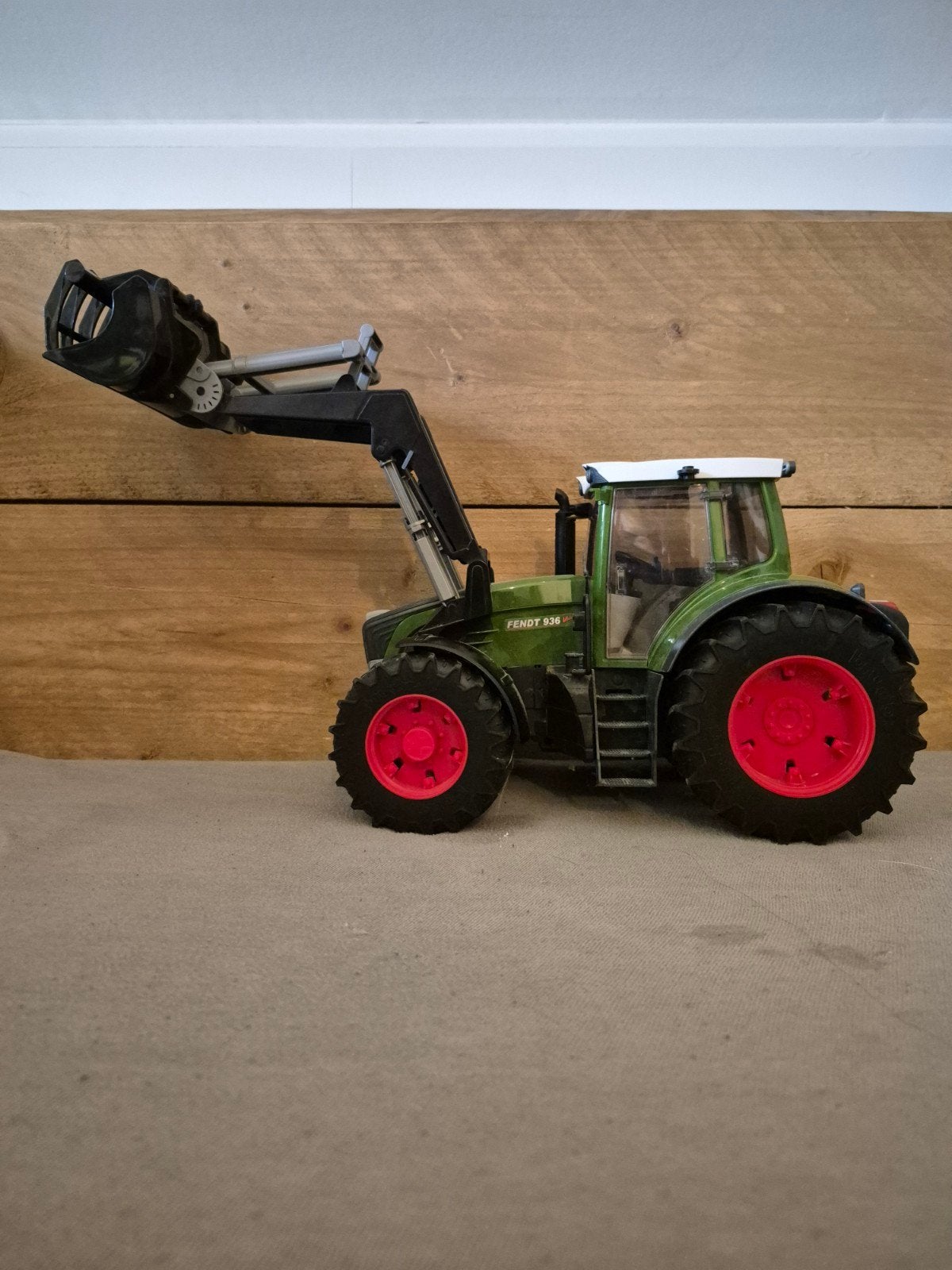 Bruder Fendt 936 Vario tractor met voorlader, Kinderen en Baby's, Speelgoed | Speelgoedvoertuigen, Ophalen of Verzenden