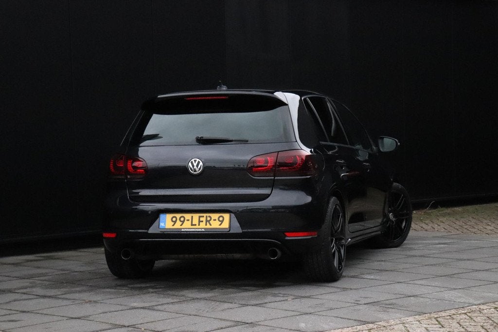 Volkswagen Golf 2.0 GTI | DSG | LEDER | SCHUIFDAK | STOELVER, Auto's, Euro 5, Automatische klimaatregeling, Gebruikt, Zwart