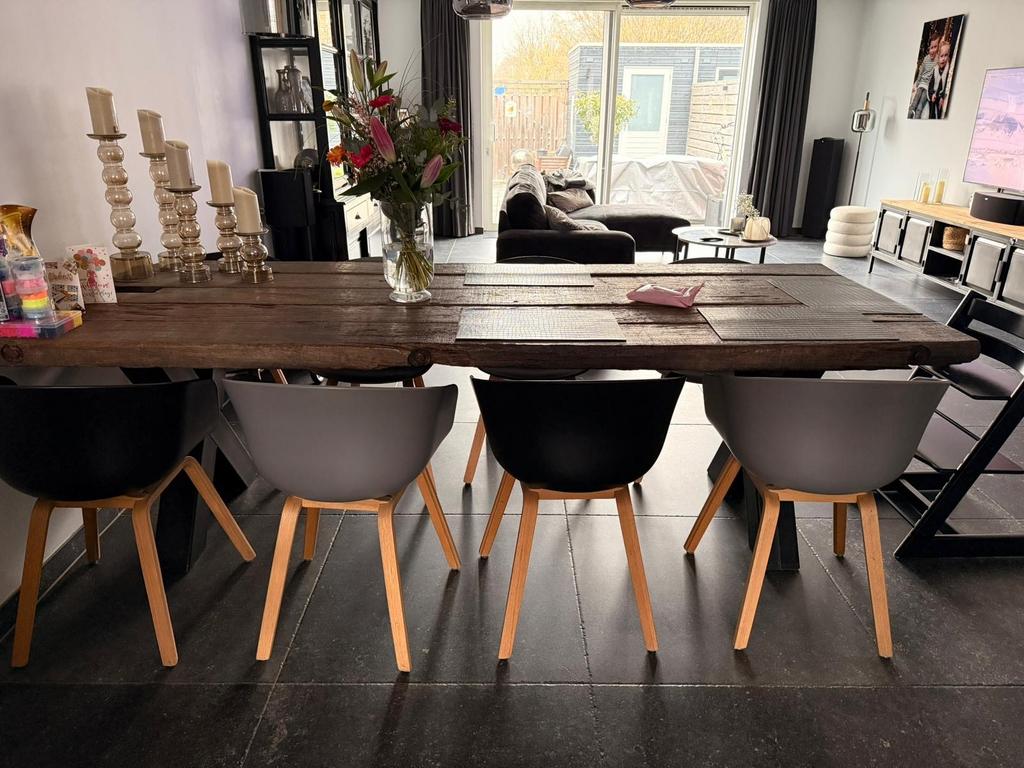 8 Kuipstoelen HAY lookalike, 4 grijs 4 zwart, Huis en Inrichting, Stoelen, Gebruikt, Twee, Zwart, Ophalen of Verzenden
