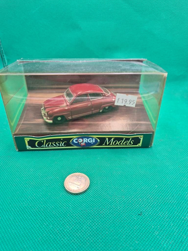 201 Saab 96 1/43 corgi, Hobby en Vrije tijd, Modelauto's | 1:43, Zo goed als nieuw, Auto, Corgi, Ophalen of Verzenden