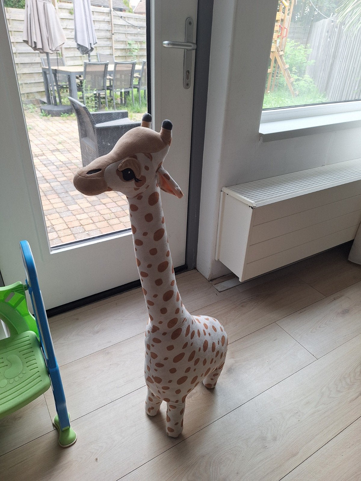 Grote knuffel giraf - Zo goed als nieuw, Kinderen en Baby's, Speelgoed | Knuffels en Pluche, Ophalen, Giraf, Zo goed als nieuw