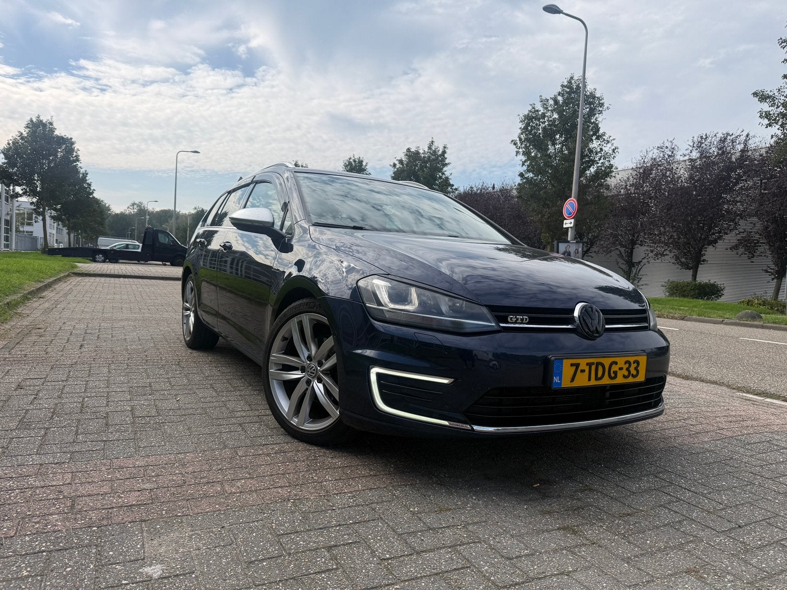 Volkswagen Golf GTD uitgevoerd Goed onderhouden EURO 6, Auto's, 4 cilinders, 700 kg, Blauw, Leder en Stof