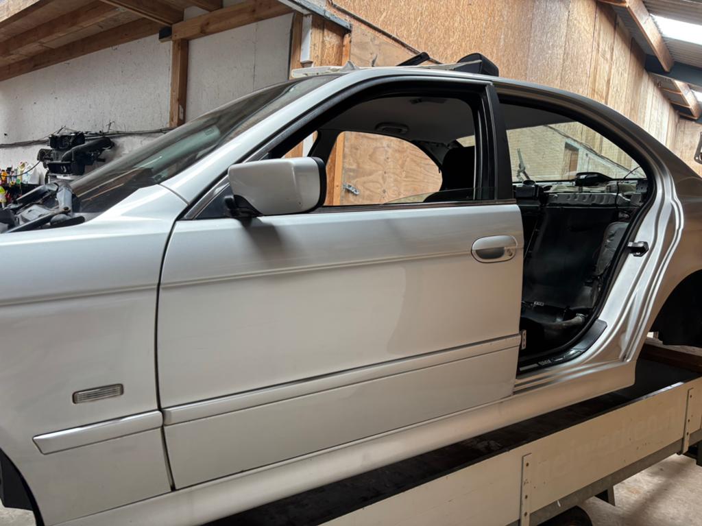 Bmw e39 Titan silver sedan plaat werk, Auto-onderdelen, Ophalen of Verzenden, BMW