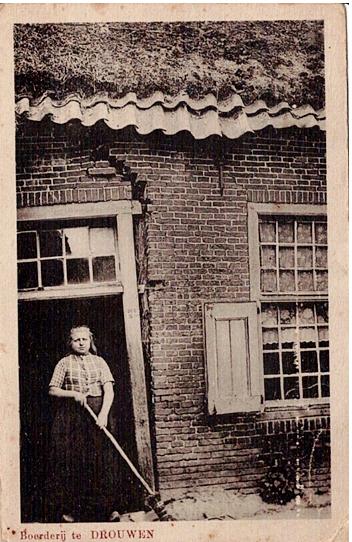 Drouwen, Drenthe boerin poseert voor fotograaf, Verzenden, 1920 tot 1940, Drenthe