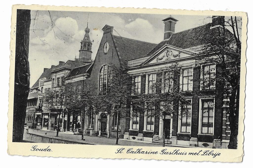 Gouda, St. Catherine Gasthuis met Librije, Ophalen of Verzenden, 1920 tot 1940, Gelopen, Zuid-Holland