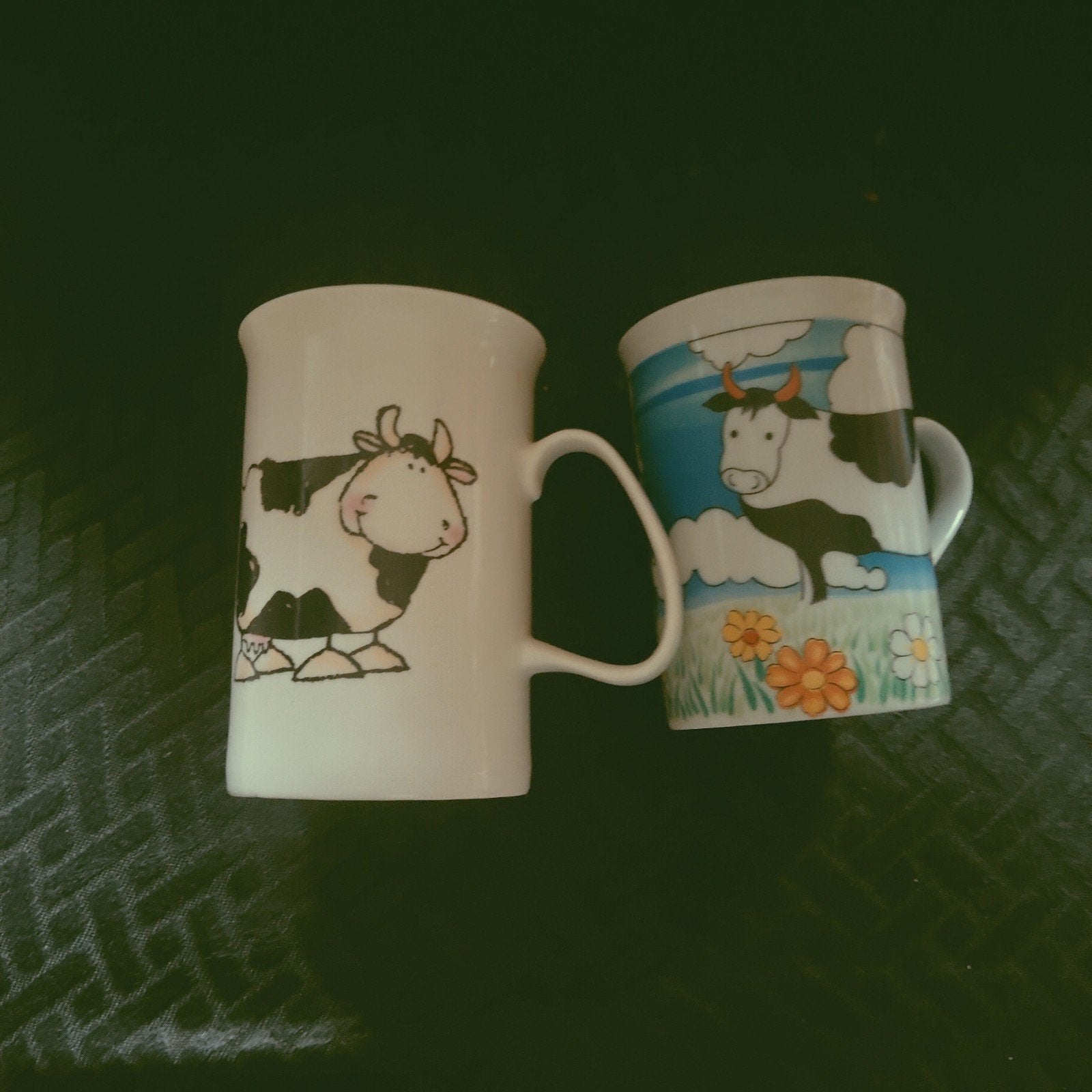 Set van 2 leuke mokken met koeienprint, Ophalen, Steen/keramiek, Meerkleurig, Overige merken