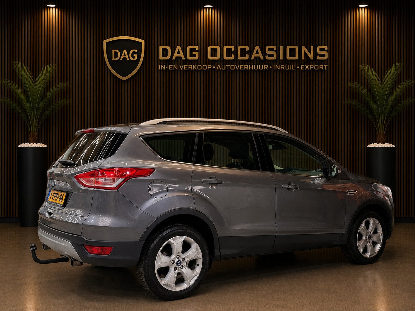 Foto 5 van Ford Kuga 1.6 182PK 4WD | AUTOMAAT | CAMERA | PANO