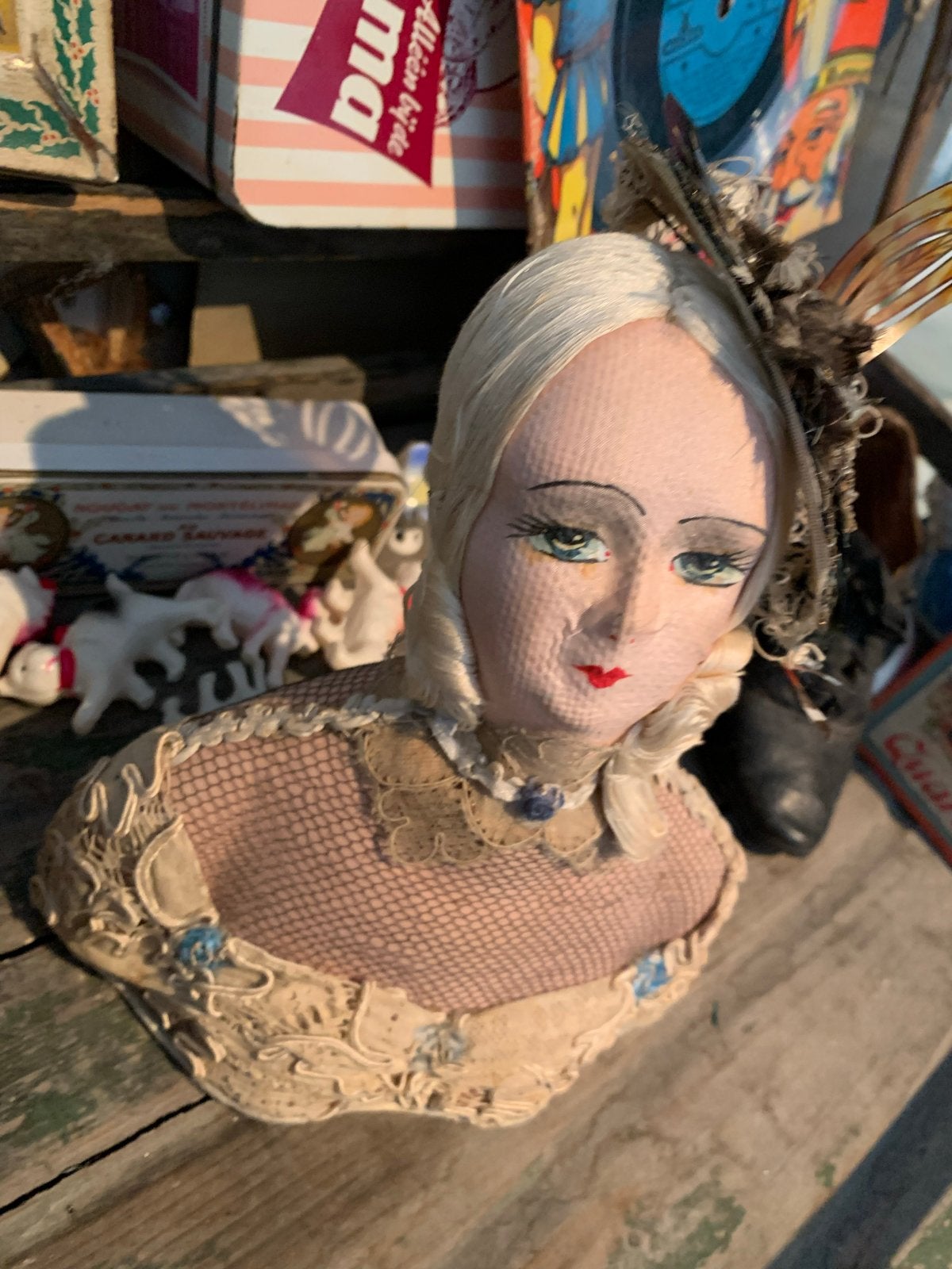 Brokante Sofadoll - antieke kant zeide stoffen geheel, Ophalen of Verzenden