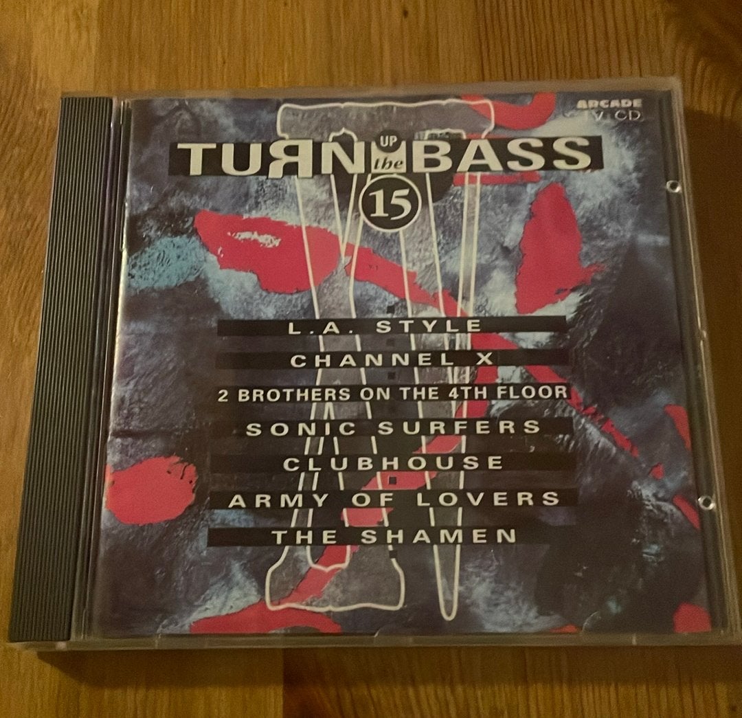Turn up the bass 15, Ophalen of Verzenden, Zo goed als nieuw, Dance Populair
