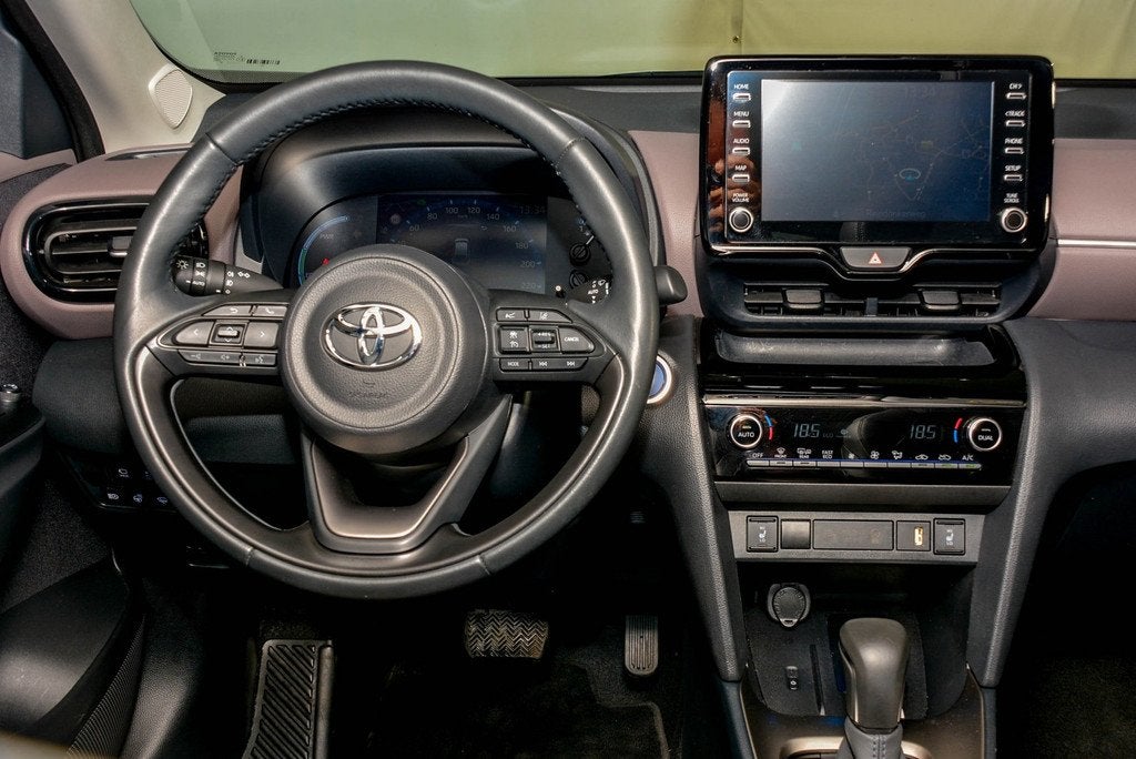 Toyota Yaris Cross 1.5 Hybrid achteruitrijcamera, elektr.ach, Auto's, Toyota, Gebruikt, Leder en Stof, 1490 cc, Bedrijf