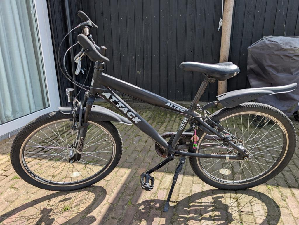 Altec Attack 24 inch kinderfiets met 3 versnellingen, Ophalen, Gebruikt, 20 inch of meer, Altec