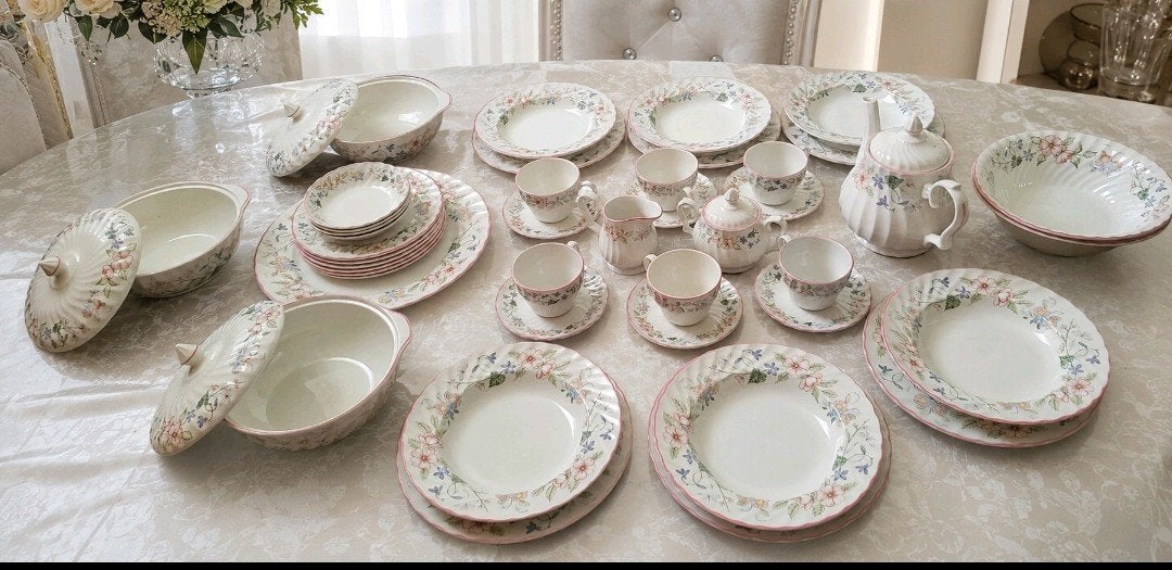 Servies spring Fields Wood en Sons, Antiek en Kunst, Ophalen