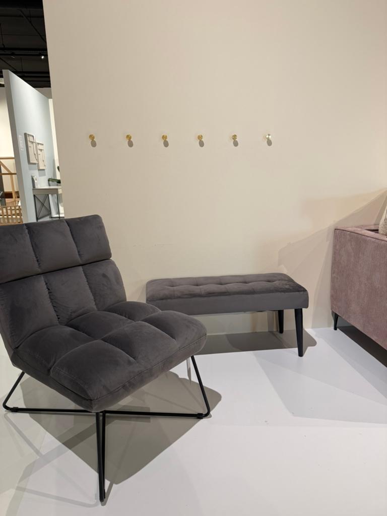 Lounge stoel + bankje, Ophalen, Zo goed als nieuw, Overige maten, Minder dan 150 cm