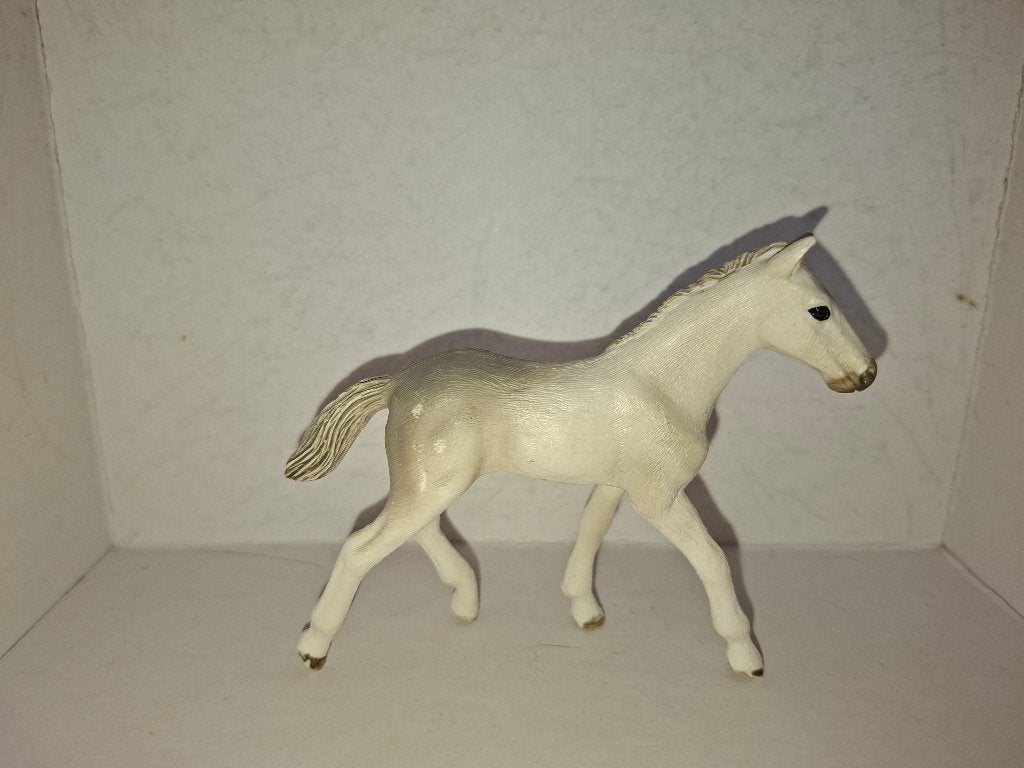 schleich Holsteiner veulen 13860, Ophalen of Verzenden, Gebruikt, Paard, Beeldje of Figuurtje