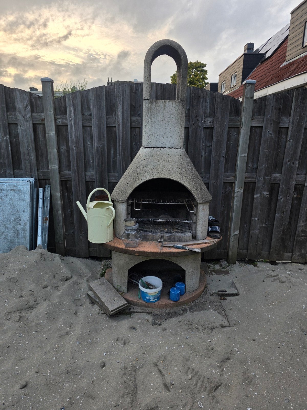 Betonnen buitenhaard/barbecue, Ophalen of Verzenden, Gebruikt, Onbekend