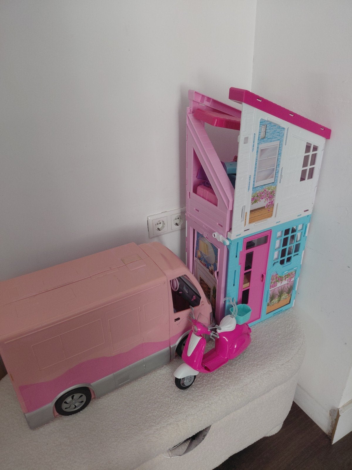 Grote collectie Barbie poppen, accessoires en huis, Ophalen, Gebruikt, Barbie