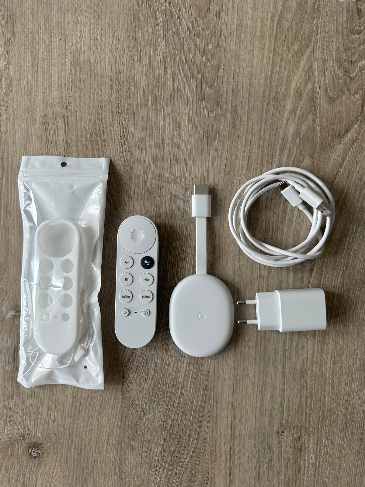 Google Chormecast 4K met Google TV - Nieuwstaat!, Ophalen of Verzenden, Zo goed als nieuw