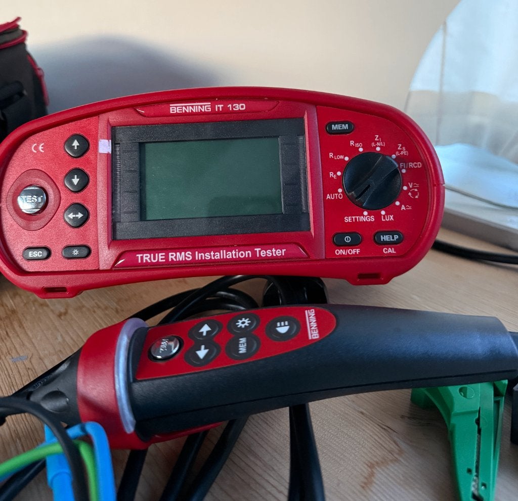 Benning IT130 multifunctie installatietester, Ophalen, Zo goed als nieuw, Elektriciteit