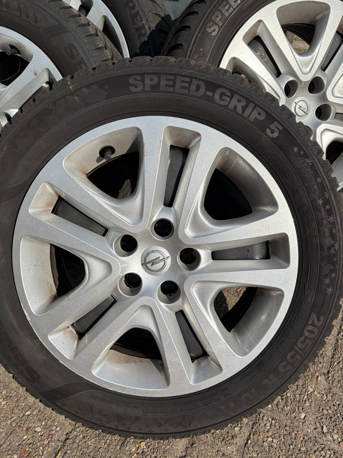 Winterwielen Opel Astra K stalen set en wieldoppen 205/55/16, Auto-onderdelen, Ophalen, 16 inch, Banden en Velgen, 205 mm