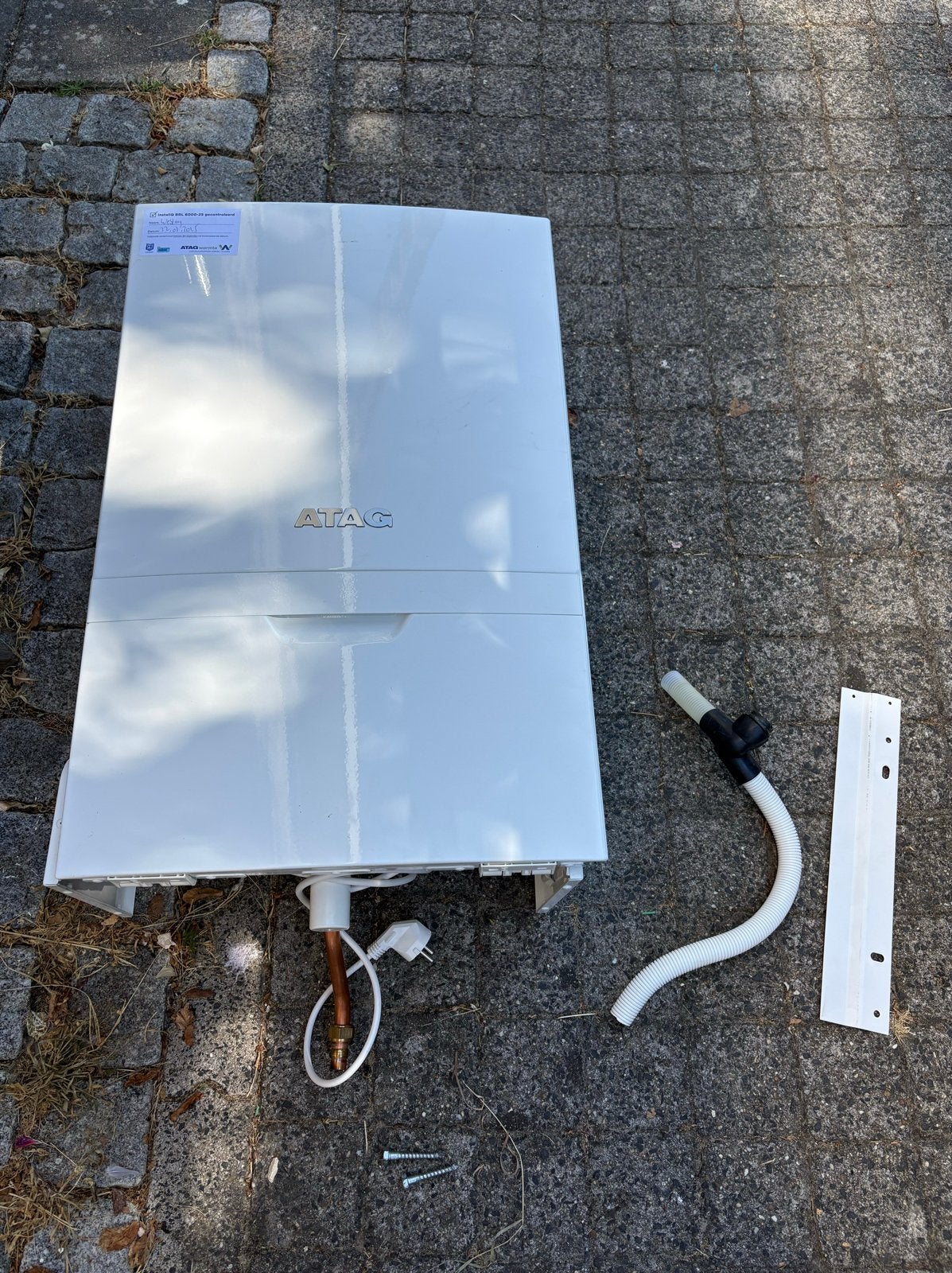 ATAG CV-ketel TP28E2WH - Zo goed als nieuw, Doe-het-zelf en Verbouw, Verwarming en Radiatoren, Ophalen, 30 tot 80 cm, Cv-ketel of Combi-ketel
