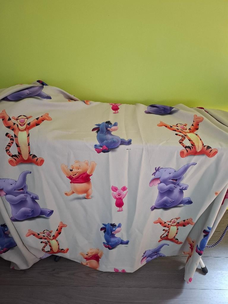 Kindergordijn Winnie de Poeh en vrienden, Ophalen, Gebruikt, 150 tot 200 cm, Crème