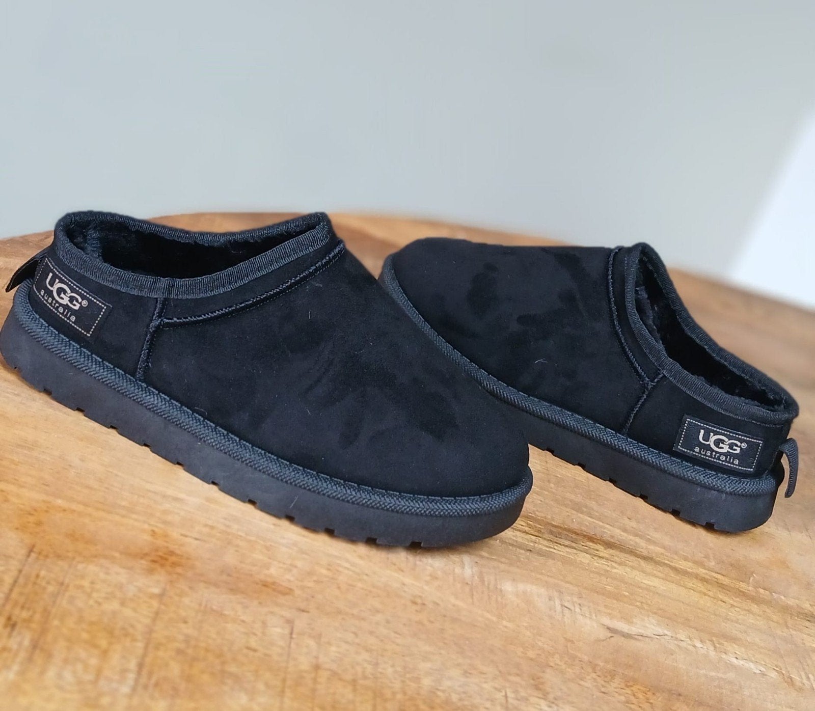 Ugg instappers boots sloffen 36 tm 41 Uggs, Ophalen of Verzenden, Nieuw, Pantoffels of Sloffen