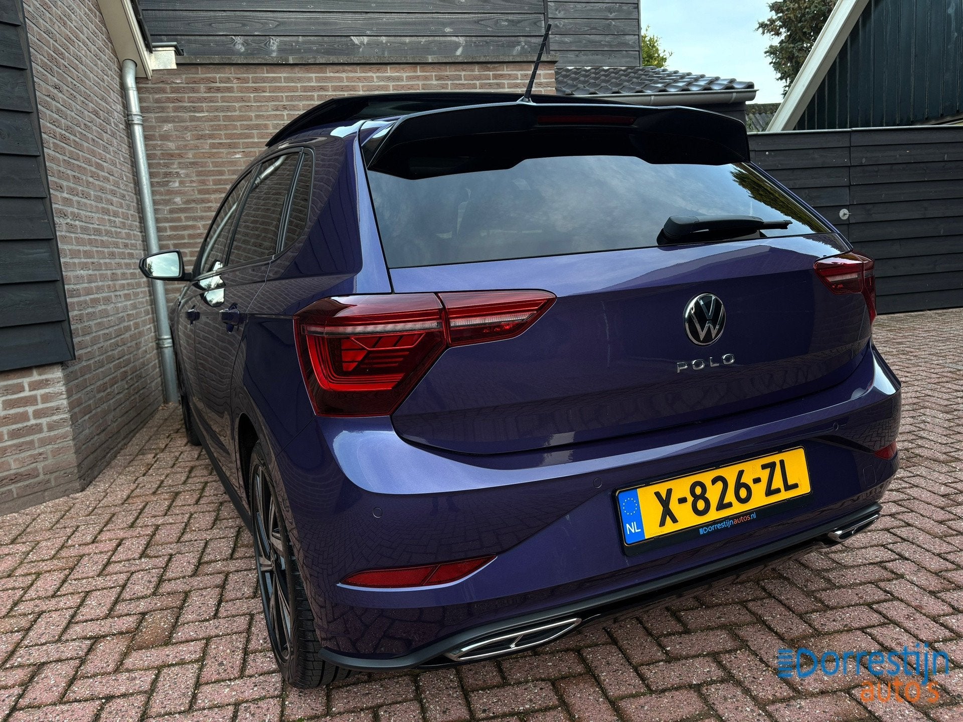 Volkswagen Polo 1.0 TSI R-Line Business | Automaat | Pano |, Auto's, Stof, Gebruikt, Overige kleuren, 49 €/maand