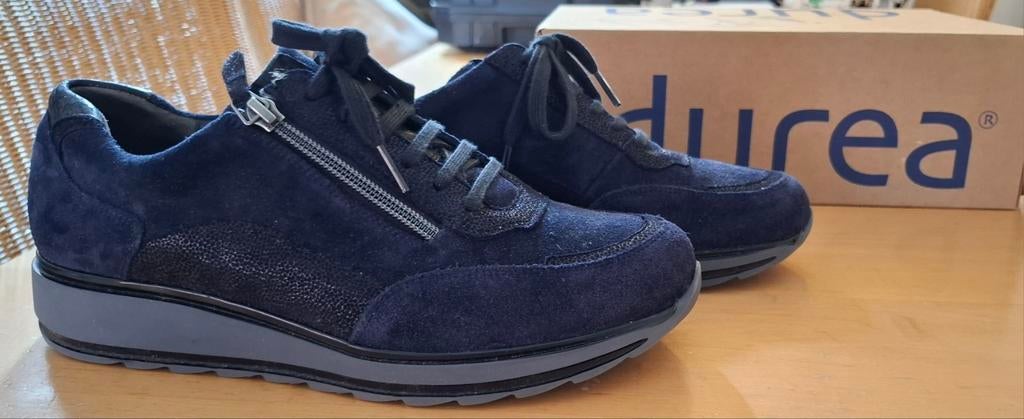 Durea blauwe veterschoen, Durea, Blauw, Ophalen of Verzenden, Zo goed als nieuw
