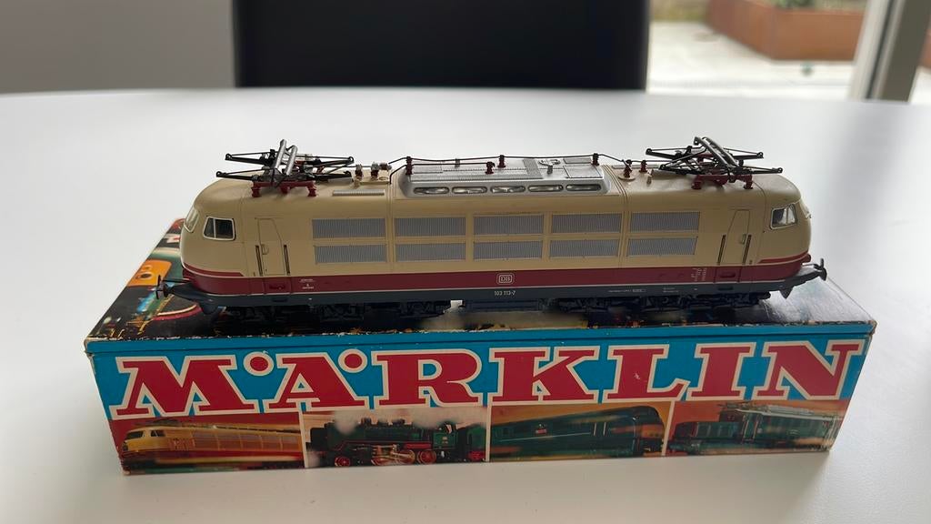 Super mooie BR 103 DB lok zonder kap schade digitaal, Hobby en Vrije tijd, Modeltreinen | H0, Wisselstroom, Locomotief, Ophalen of Verzenden