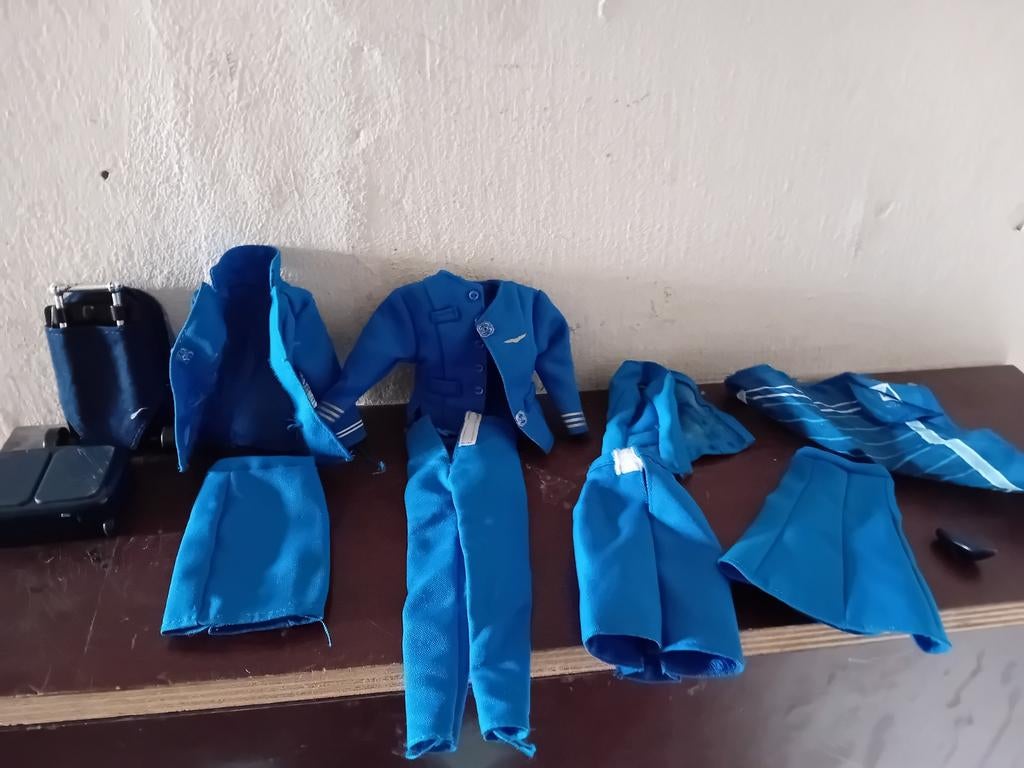 KLM Barbie kleding en accessoires, Ophalen of Verzenden, Gebruikt, Barbie