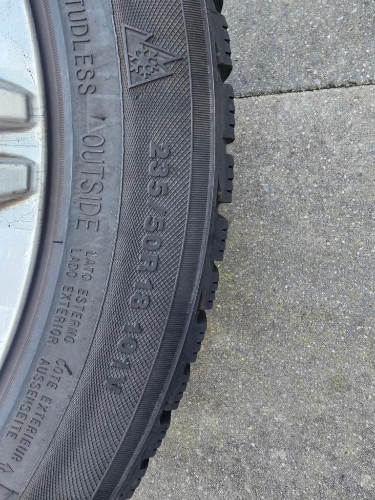18 inch velgen voor Nissan Qashqai 5x114,3 met winterbanden, Auto-onderdelen, Ophalen, 18 inch, Gebruikt, Banden en Velgen