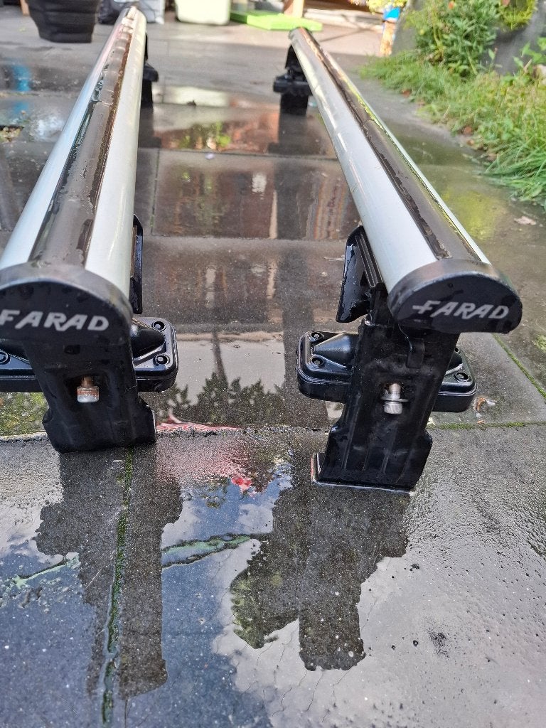 Roof box (dakkoffer) and roof bars, Ophalen, Zo goed als nieuw