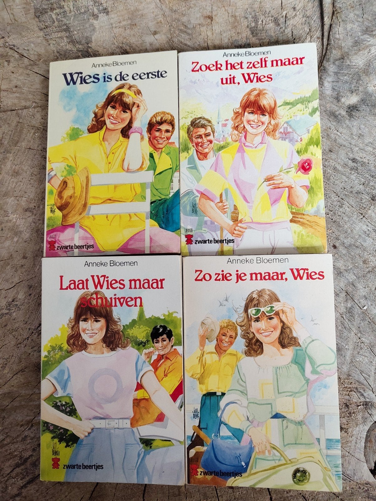 Jeugdsentiment: Anneke Bloemen meidenserie 'Wies', compleet!, Boeken, Gelezen, Ophalen of Verzenden, Anneke Bloemen, Fictie