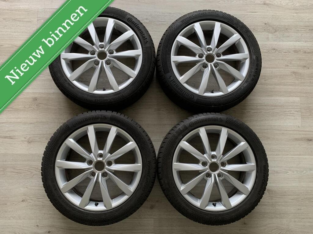 Originele Volkswagen Seat Skoda velgen Continentl winterband, Auto-onderdelen, Banden en Velgen, Ophalen, Gebruikt, Banden en Velgen
