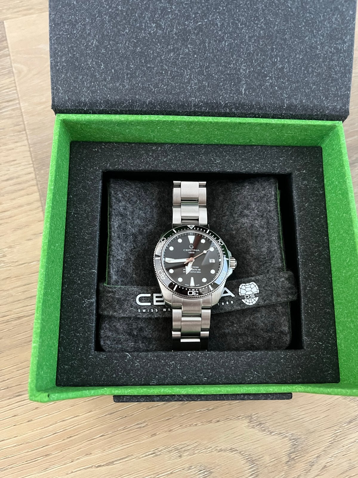 Certina DS Action 38mm met keramische bezel, uit 2025, Overige merken, Gebruikt, Staal, Polshorloge