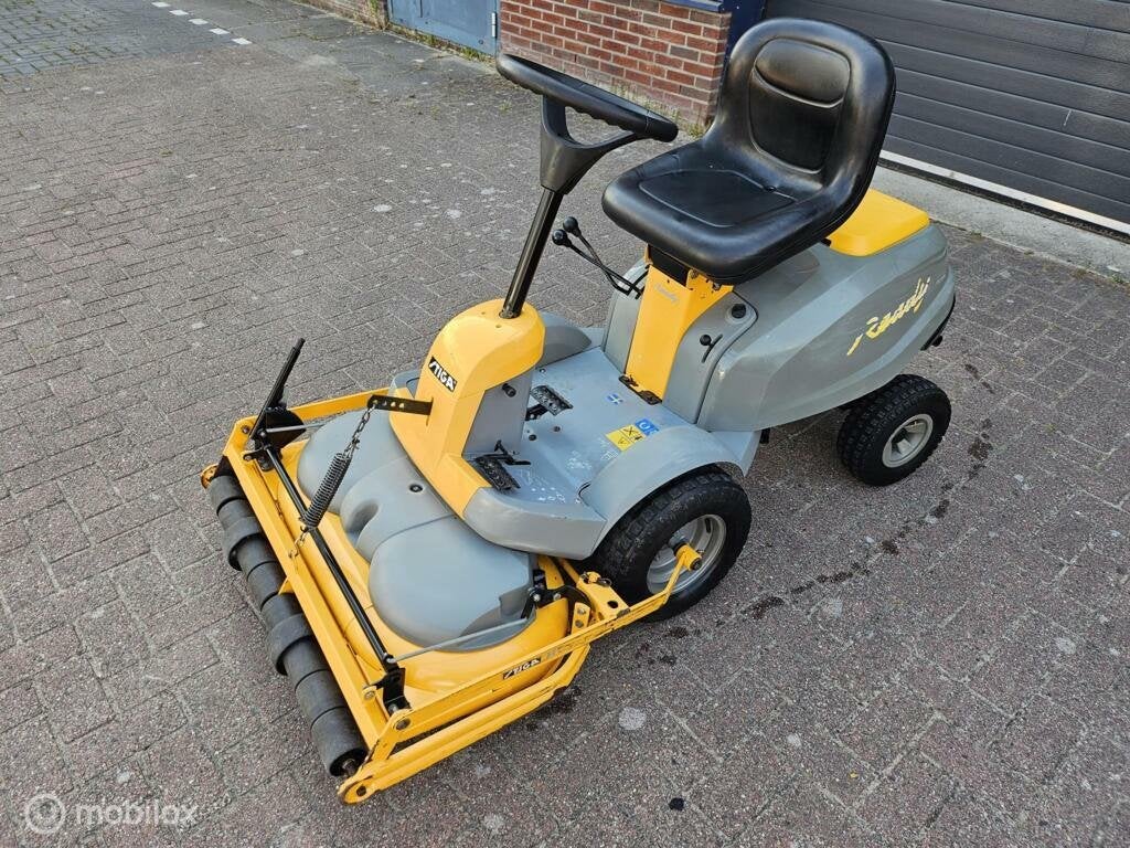 Zitmaaier  frontmaaier  stiga  ready  mulch, Ophalen, Zo goed als nieuw, Elektrische starter
