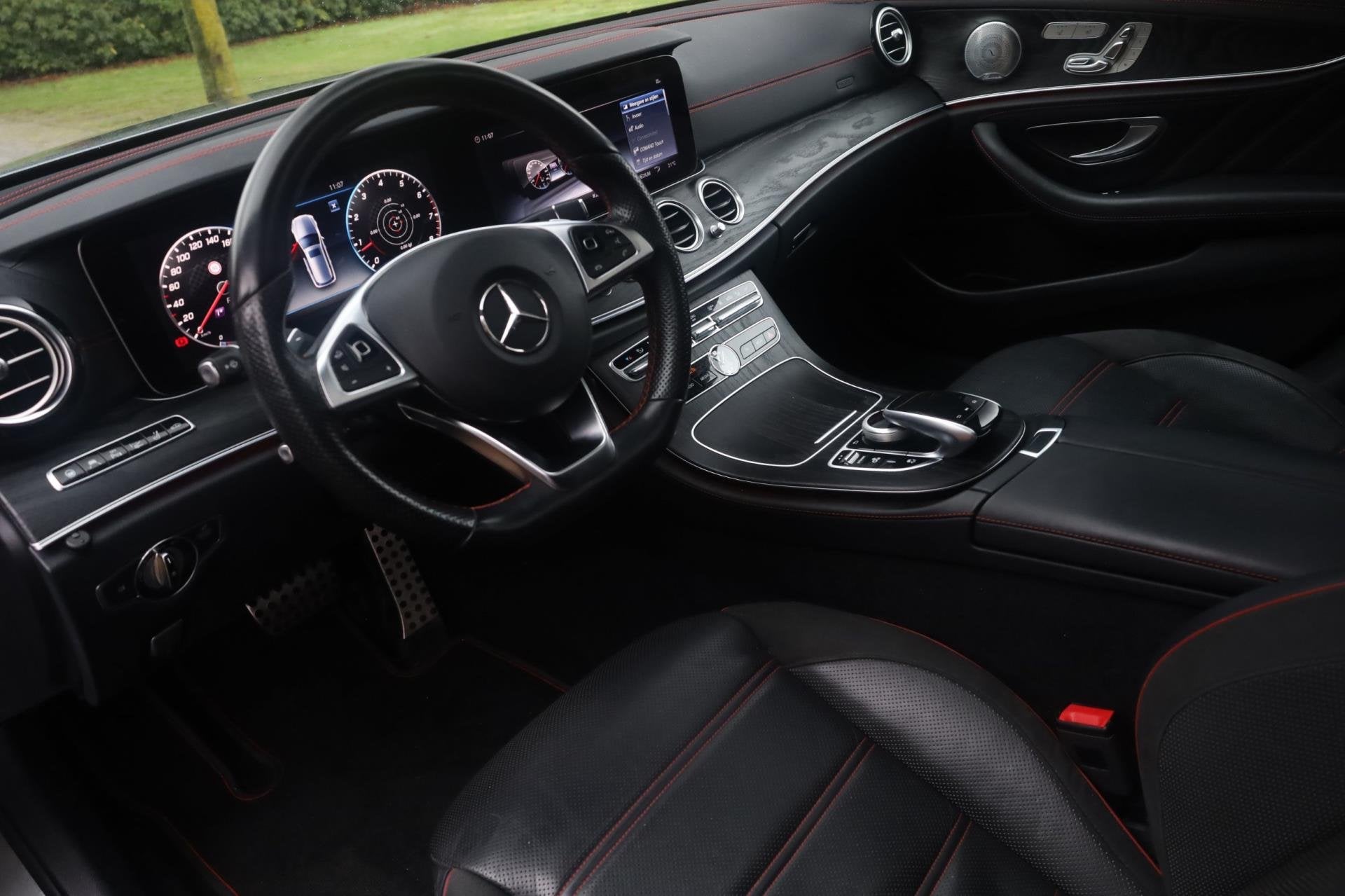 Mercedes-Benz E-klasse Estate AMG 43 4MATIC Premium Plus Aut, Auto's, Mercedes-Benz, Automaat, Adaptive Cruise Control, Gebruikt