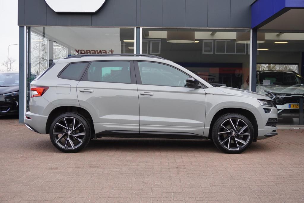 Skoda Karoq 1.5 TSI ACT Sportline Business Automaat | Vol op, Euro 6, 4 cilinders, Alcantara, SUV of Terreinwagen